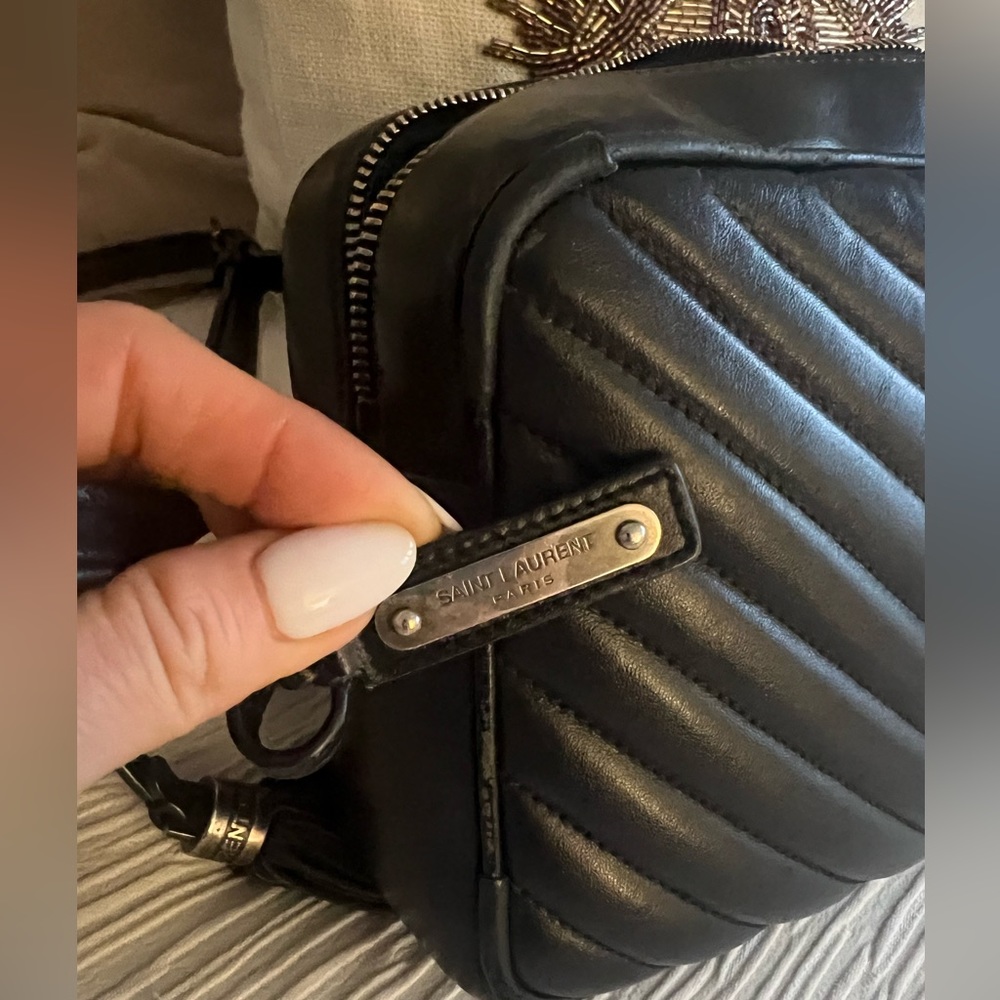 Yves Saint Laurent Black Quilted Leather Camera Bag with Gold Logo - Picture 5 of 17